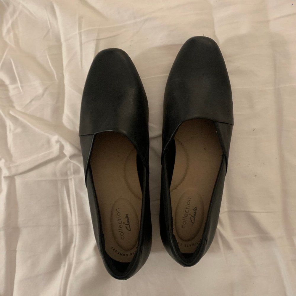 Clark's Ultimate Comfort Flats